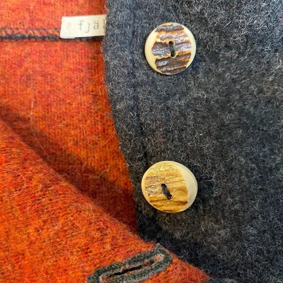 Fjäll Woman's Sweater Medium Wool Blend Pullover Made in the USA - Picture 9 of 14